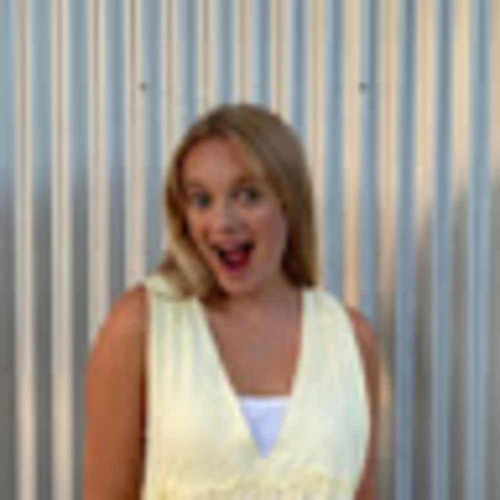 Meet your Posher, Noelle
